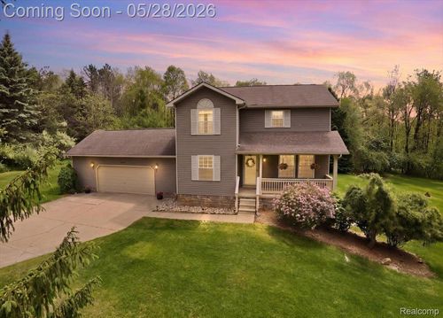 5535 Lakeview Blvd, Goodrich, MI, 48438-9611 | Card Image