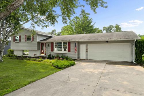 1138 Anchor Drive, Howard, WI, 54313 | Card Image