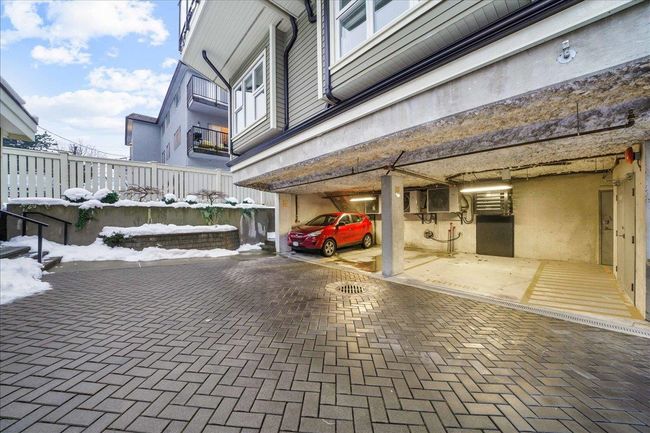 2053 Triumph Street, Townhouse with 3 bedrooms, 3 bathrooms and 1 parking in Vancouver BC | Image 21