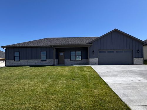 16600 Klinton Dr, Boonville, MO, 65233-3580 | Card Image