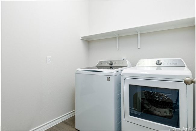 311 Singing Brk, House other with 5 bedrooms, 3 bathrooms and null parking in Cibolo TX | Image 25