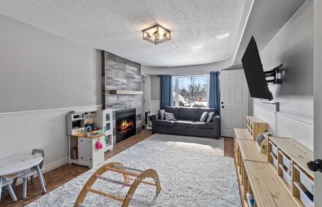 281 Leacock Dr, House other with 1 bedrooms, 1 bathrooms and 1 parking in Barrie ON | Image 5