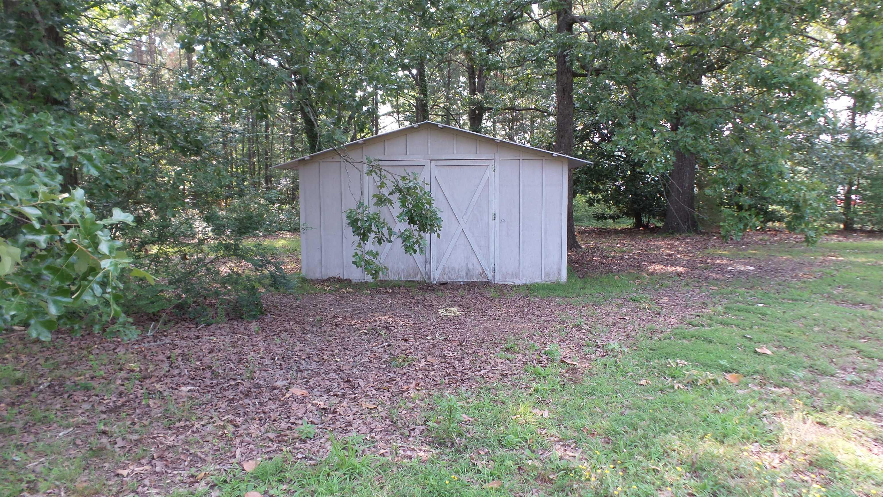 Residential in White Hall 4