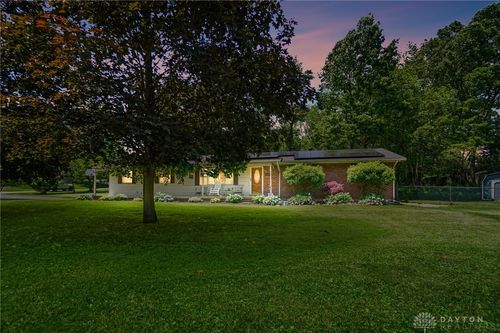 2627 Marinette Drive, Springfield, OH, 45503 | Card Image