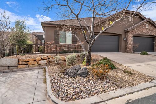2061 N Pebble Beach Dr, Washington, UT, 84780-8888 | Card Image