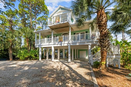 625 E Pine Ave, Saint George Island, FL, 32328-2924 | Card Image