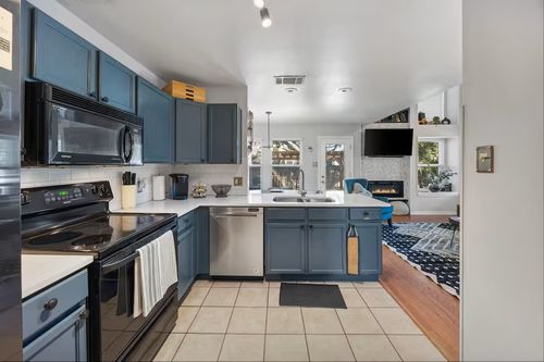 3987 Fernando Dr, Euless, TX, 76040-3448 | Card Image