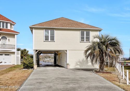 7120 7th Street, Surf City, NC, 28445 | Card Image