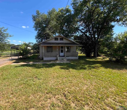 582 E Main St, Van, TX, 75790-2938 | Card Image