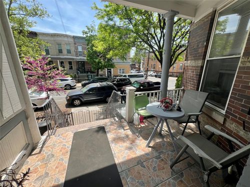6003 69th Ave, Ridgewood, NY, 11385-5139 | Card Image