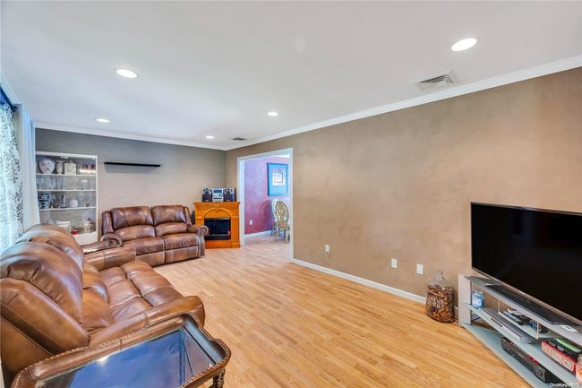 5 Debra Dr, Home with 0 bedrooms, 1 bathrooms and null parking in Nesconset NY | Image 8