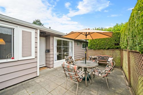 1181 Silverwood Cres, North Vancouver, BC, V7P1J2 | Card Image