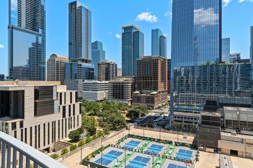 1407-360 Nueces St, Austin, TX, 78701-4262 | Card Image
