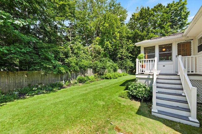 8 Center St, House other with 4 bedrooms, 3 bathrooms and null parking in Bennington VT | Image 30