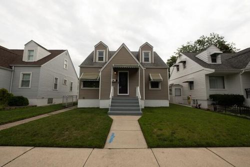 4017 Henry Ave, Hammond, IN, 46327-1234 | Card Image