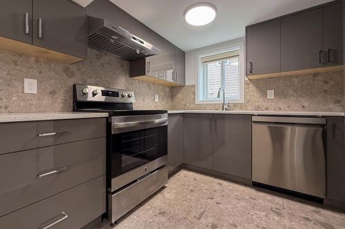 suite-2147 E 36th Ave, Vancouver, BC, V5P | Card Image