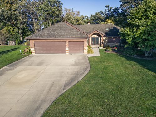 1516 Bay Oaks Drive, Albert Lea, MN, 56007 | Card Image