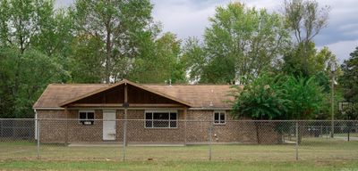 1808 Sutherland Avenue, House other with 3 bedrooms, 2 bathrooms and null parking in Mena AR | Image 2