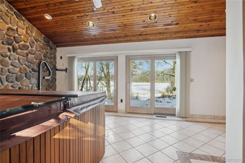 4300 W Bacon Rd, Hillsdale, MI, 49242-8205 | Card Image