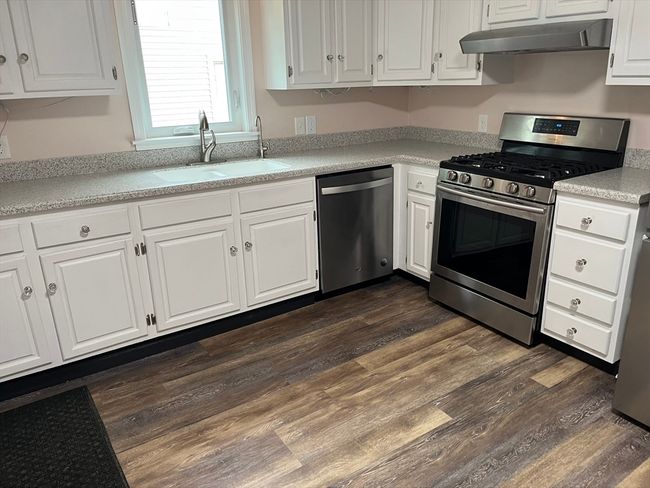 APT-19 - 103 Main St, House attached with 2 bedrooms, 2 bathrooms and 2 parking in Pepperell MA | Image 10