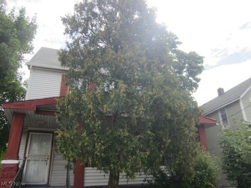 4207 E 146th St, Cleveland, OH, 44128-1866 | Card Image