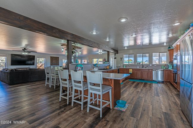 Dining/Kitchen | Image 7