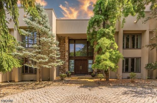 142 Deer Run, Watchung, NJ, 07069-5938 | Card Image