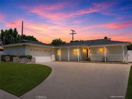 20355 Itasca St, Chatsworth, CA, 91311 | Card Image