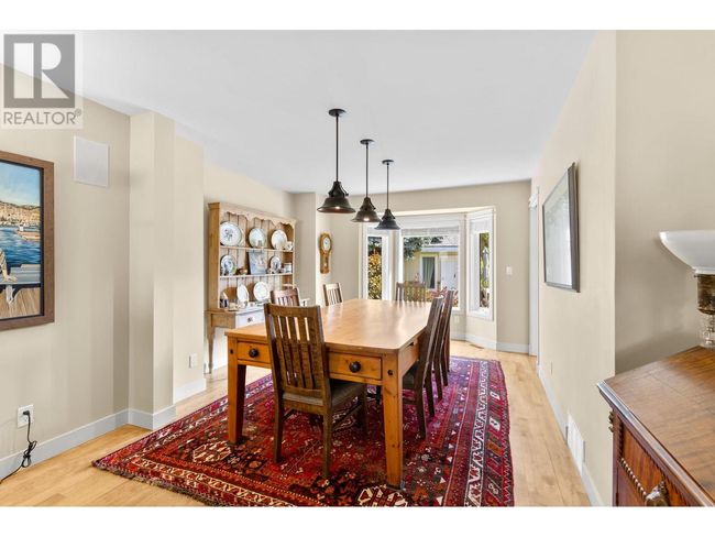 464 Cascia Dr, House other with 4 bedrooms, 4 bathrooms and 2 parking in Kelowna BC | Image 15