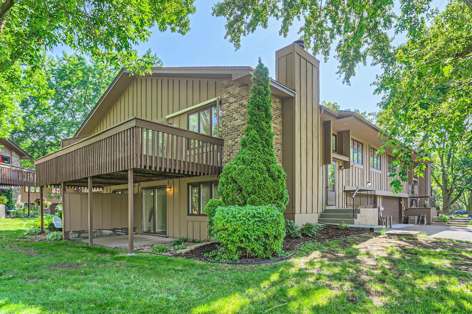 Aspen Ct, Saint Paul, MN 55110