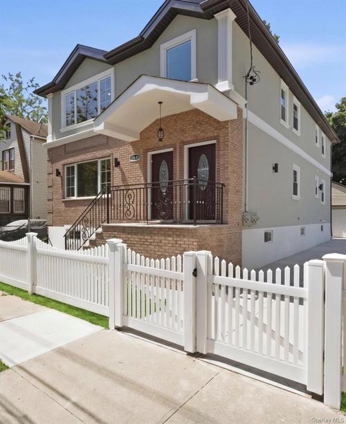 11551 208th St, Cambria Heights, NY, 11411-1040 | Card Image