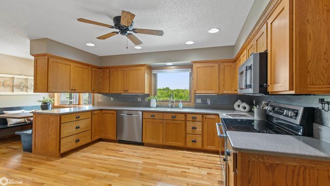 16763 290 Th St, House other with 5 bedrooms, 4 bathrooms and null parking in Mason City IA | Image 18
