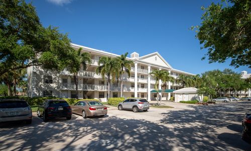 202-6097 Balboa Cir, Boca Raton, FL, 33433-8166 | Card Image