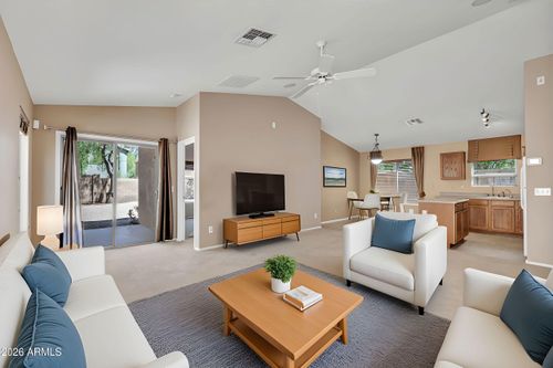 42780 W Sunland Dr, Maricopa, AZ, 85138-1638 | Card Image