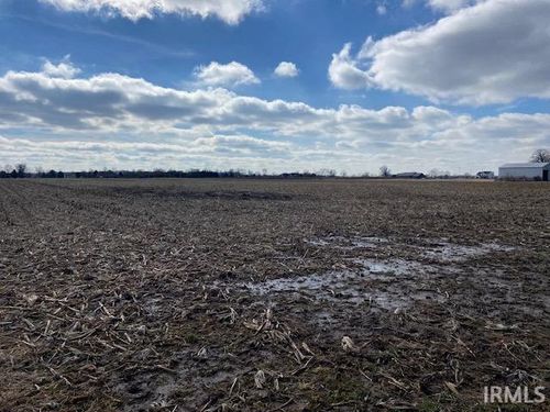 0 W Division Rd, Yorktown, IN, 47396 | Card Image