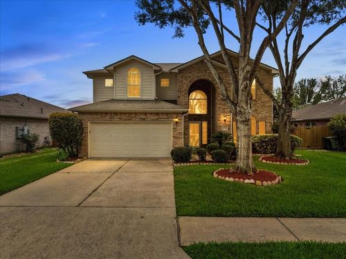 10004 Dawn Brook Dr, Pearland, TX, 77584-3065 | Card Image