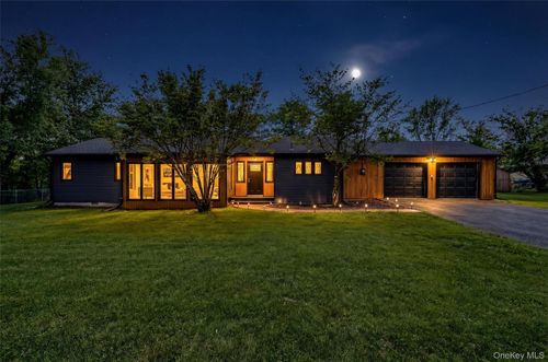 503 Station Rd, Rock Tavern, NY, 12575-5544 | Card Image