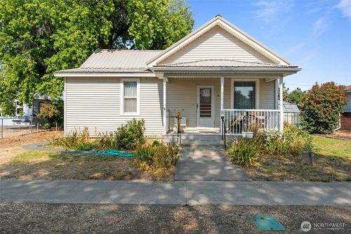 8 N 3rd St, Odessa, WA, 99159 | Card Image