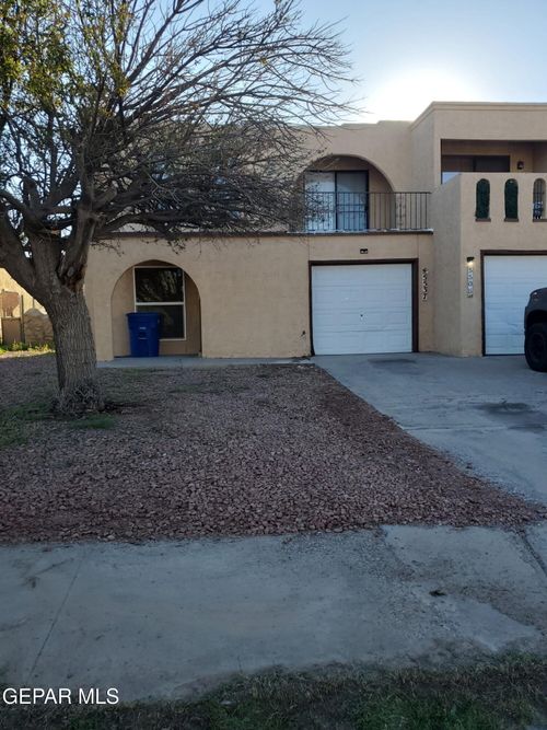 5537 Oakbriar Cir, El Paso, TX, 79932-2026 | Card Image