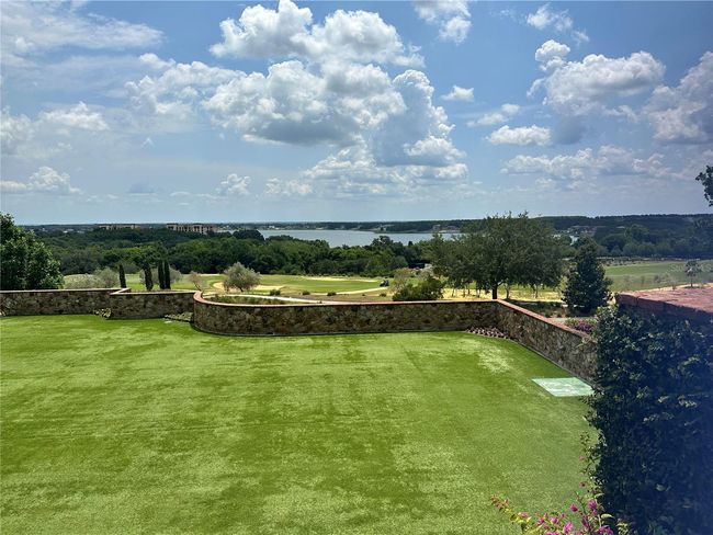 Bella Collina Courtyard | Image 61