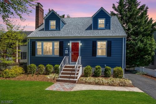 75 Hillside Ave, Berkeley Heights, NJ, 07922-1708 | Card Image
