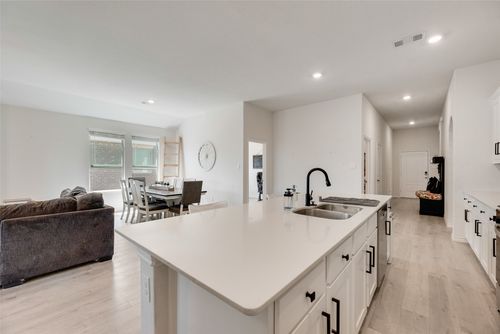 2001 Stinnet St, Anna, TX, 75409-6046 | Card Image