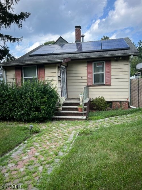 101 Maple St, Leonia, NJ, 07605-1917 | Card Image