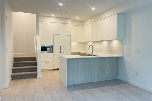 118-958 Lytton, North Vancouver, BC, V7P2K6 | Card Image