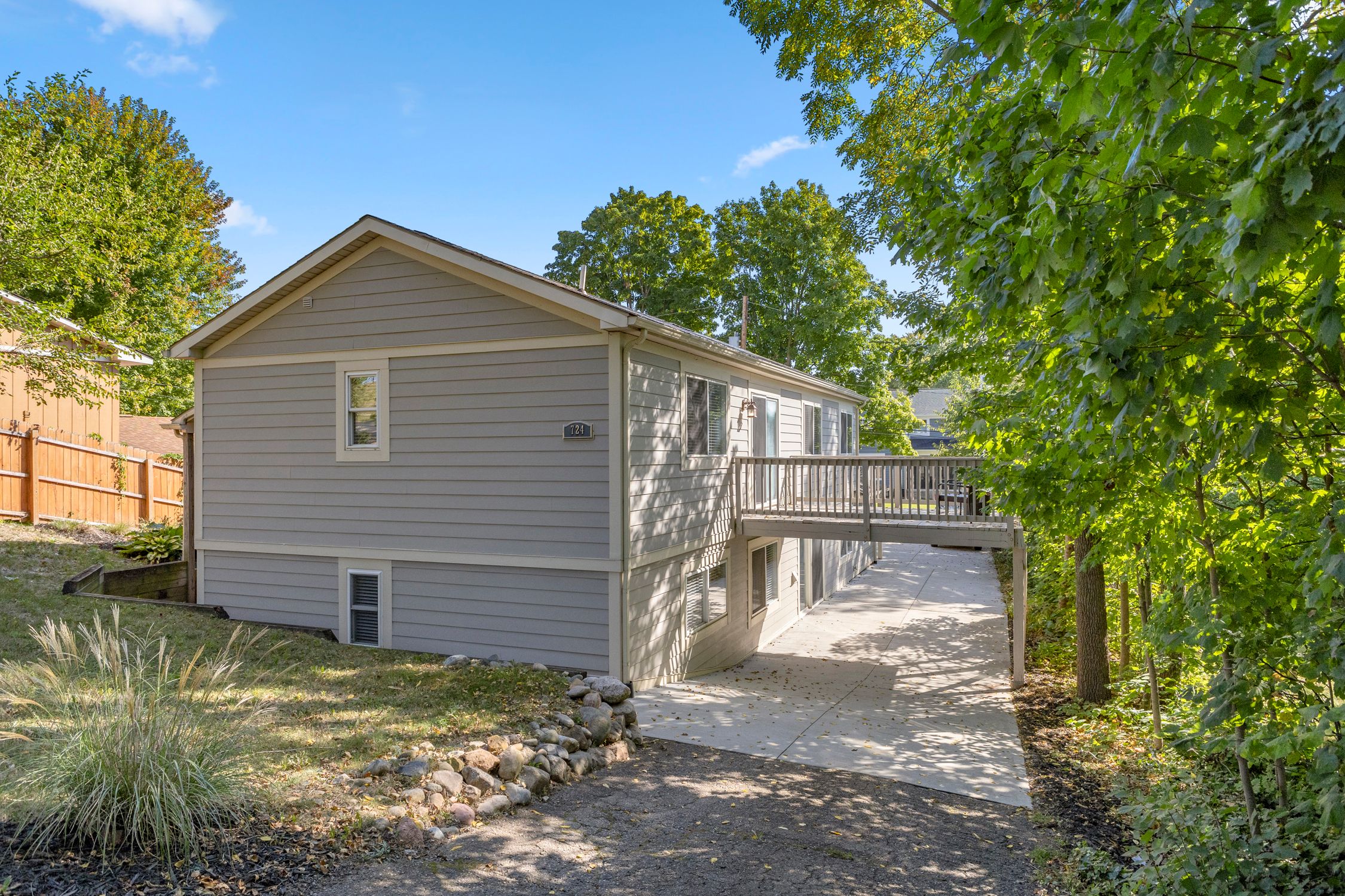 Center St, Northville, MI 48167