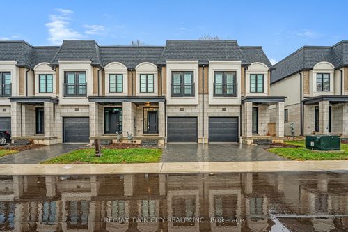 24-143 Elgin St N, Cambridge, ON, N1R0E1 | Card Image