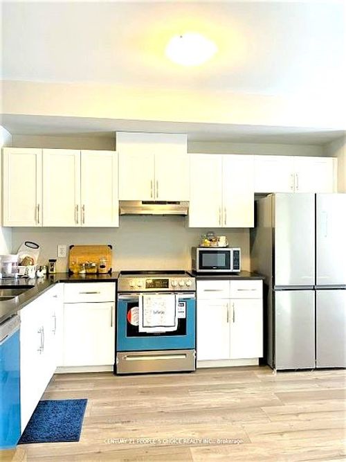 52-720 Grey St, Brantford, ON, N3S0K2 | Card Image