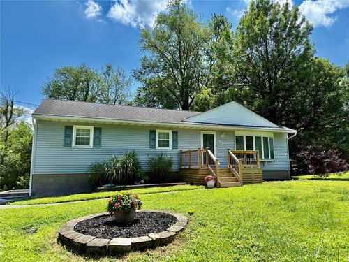45 Lancer Dr, Newburgh, NY, 12550-3827 | Card Image