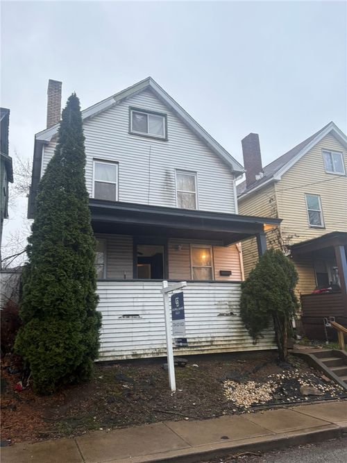 3314 Oakland St, McKeesport, PA, 15132-1914 | Card Image