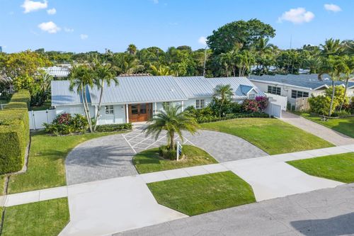 418 Oyster Rd, North Palm Beach, FL, 33408-4326 | Card Image